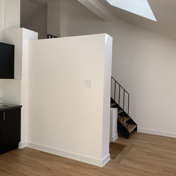 *** gehobene  1-Zimmer-Wohnung  - kernsaniertes Baudenkmal - Dachterrasse - nähe RWTH ***