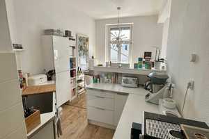 Stilvolle 2-Zimmer-Altbauwohnung mit Balkon und Blick auf begrünten Innenhof in Pempelfort – Düsseldorf – Vorschaubild 8