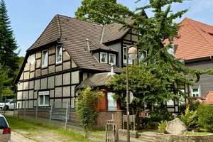 Kapitalanlage! Fachwerkhaus mit 5 Wohneinheiten und einer Gewerbeeinheit in Bad Rehburg! – Die vollständige Adresse der Immobilie erhältst du vom Anbieter., 31547 Rehburg-Loccum – Vorschaubild 1