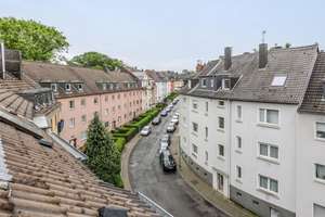 Welcome Home! Modernisierte 4,5- Raum-Dachgeschosswohnung mit rd. 93,9 m² und Garage in Frohnhausen  – Die vollständige Adresse der Immobilie erhältst du vom Anbieter., 45145 Frohnhausen, Essen – Vorschaubild 18