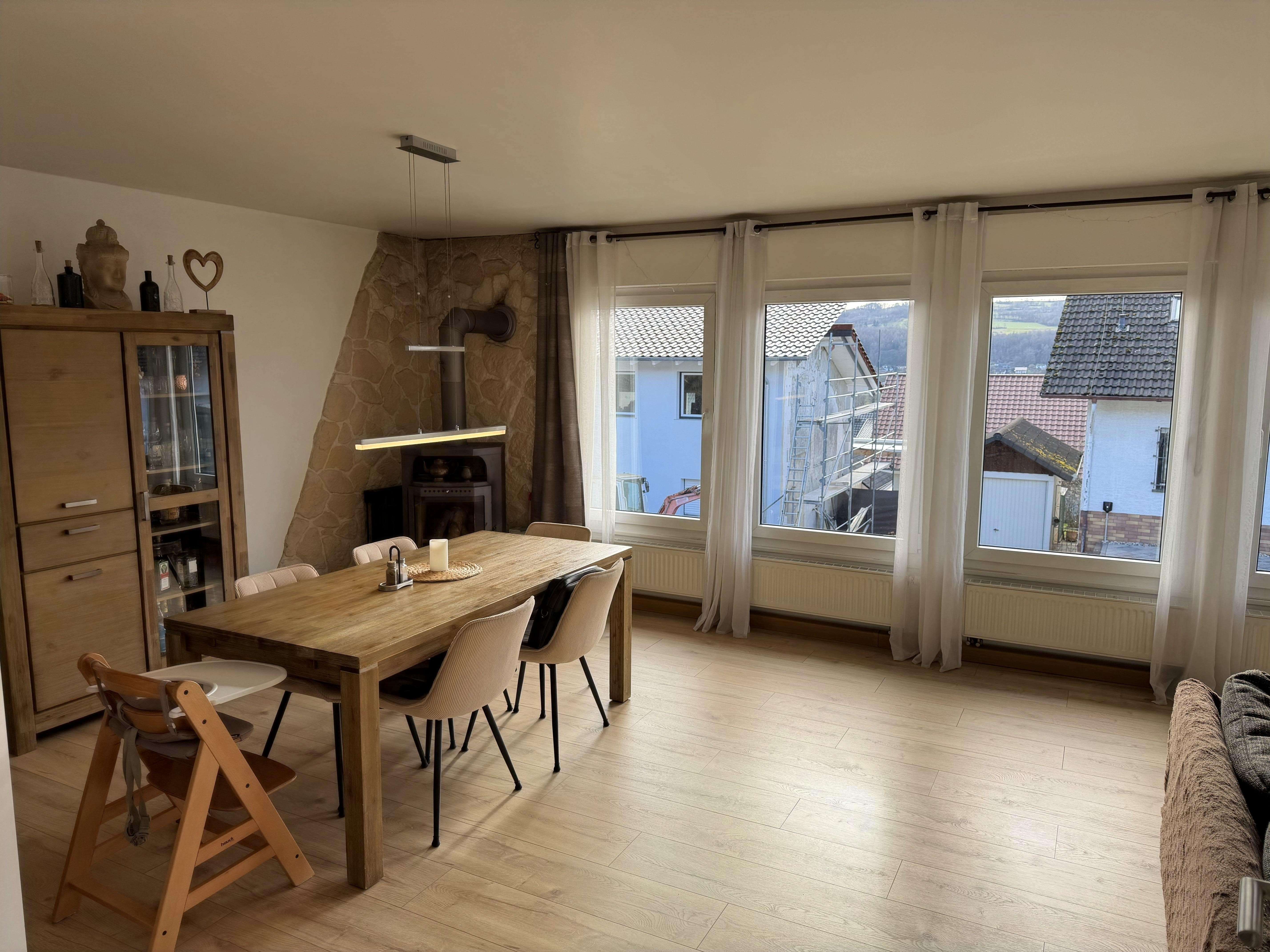 Immobilie in Brachttal - Stilvolles Zuhause - Einfamilienhaus mit Sonnenterasse, großem Garten & Sauna - Bild 1