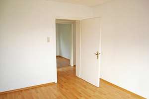 Zweifamilienhaus mit DG Ausbau in Sulzbach-Rosenberg – Die vollständige Adresse der Immobilie erhältst du vom Anbieter., 92237 Sulzbach-Rosenberg – Vorschaubild 7