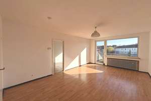 Geräumige 2-Zimmer-Dachgeschoss-Wohnung im Herzen von
Aachen – Die vollständige Adresse der Immobilie erhältst du vom Anbieter., 52066 Frankenberg, Aachen – Vorschaubild 5