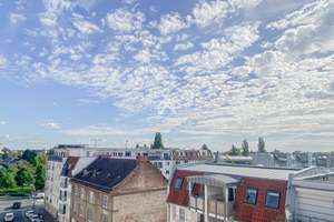 AUßERGEWÖHNLICH! EINMALIG SCHÖNE DG-WOHNUNG MIT DACHTERRASSE, 2 BALKONEN & AUFZUG! PROVISIONSFREI! – Heinersdorfer Str. 35, 13086 Weißensee, Berlin – Vorschaubild 6
