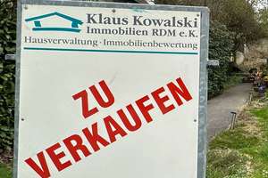 Charmantes Einfamilienhaus mit großem Grundstück in begehrter Wohnlage von Leverkusen – Die vollständige Adresse der Immobilie erhältst du vom Anbieter., 51381 Bergisch Neukirchen, Leverkusen – Vorschaubild 4