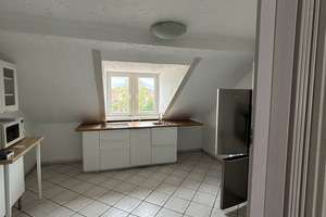 Schöne Altbau Dachgeschoss-Wohnung mit Küche und Keller im historischen Kesselstadt. – Alexanderstraße 7, 63454 Kesselstadt, Hanau – Vorschaubild 14