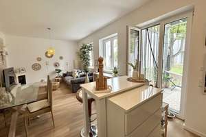Achtung: Nur mit Wohnberechtigungsschein Stufe 3: Moderne 2-Zimmer-Wohnung mit Terrasse im Hubland – Die vollständige Adresse der Immobilie erhältst du vom Anbieter., 97074 Frauenland, Würzburg – Vorschaubild 2