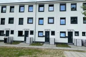 Neubausiedlung: attraktives 4,5-Zimmer-Reihenhaus in schöner Lage mit Garten & sw. Dachterrasse – Helene-Knorr Straße 76, 28259 Kirchhuchting, Bremen – Vorschaubild 13
