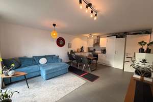 Helle, moderne 2-ZW mit Tageslichtbad, EBK, Aufzug, TG-Stellplatz, Balkon – Tauberweg x, 71139 Ehningen – Vorschaubild 4