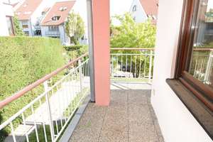 Renovierungsbedürftige 2-Zi.-Whg. mit 2 Balkonen, Hobbyraum und TG-Platz – 70619 Lederberg, Stuttgart – Vorschaubild 5
