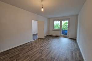 3-Zimmer-Wohnung im 2. Obergeschoss zu vermieten – Deiwitzweg 32, 4207 Lausen-Grünau, Leipzig – Vorschaubild 2