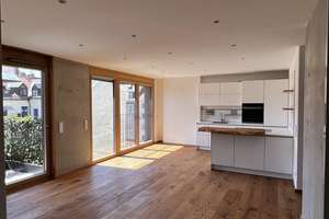 Wohnensemble im Lehel Moderne 3-Zimmer-Wohnung mit offener Wohnküche, Homeoffice und Ankleide – Lerchenfeldstraße 28, 80538 Englischer Garten, München – Vorschaubild 3
