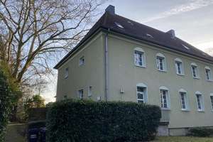 Großzügige Doppelhaushälfte in Bochum – Familienfreundliches Wohnen mit großem Garten! – Hollandstraße 57, 44866 Leithe, Bochum – Vorschaubild 2