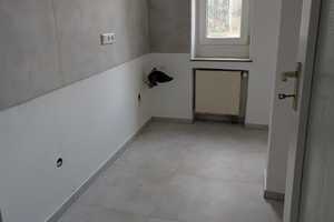 Erstbezug nach Sanierung! Schöne 2-Zimmerwohnung, 55 qm, Hochparterre, in Zentrumsnähe (ca. 1 km) – Schützenstraße 157, 42659 Solingen – Vorschaubild 4