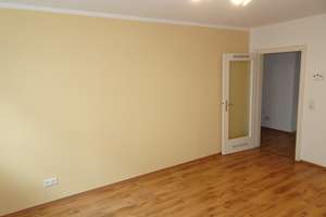 Helle 2 Zimmer Wohnung mit großer Wohnküche in W-Elberfeld an solvente Mieter! – Ravensberger Straße 149, 42117 Elberfeld, Wuppertal – Vorschaubild 8