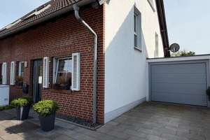 Wunderschöne Doppelhaushälfte in Rheinhausen-Oestrum - einziehen und wohlfühlen – An der Geis 69, 47228 Bergheim, Duisburg – Vorschaubild 2