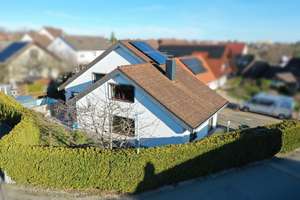 Wohnglück im Grünen genießen – Die vollständige Adresse der Immobilie erhältst du vom Anbieter., 72379 Hechingen – Vorschaubild 1