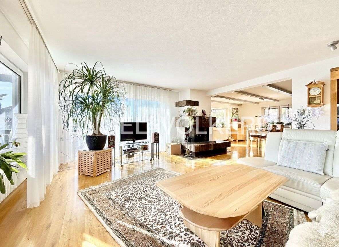 Immobilie in Balingen - Zuhause ankommen: Großzügiges Einfamilienhaus mit Südterrasse und Wohlfühlcharakter - Bild 3