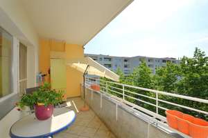 Lichtdurchflutetes Wohnen – Charmante 3-Zimmer-Wohnung mit Balkon – Die vollständige Adresse der Immobilie erhältst du vom Anbieter., 12305 Lichtenrade, Berlin – Vorschaubild 4