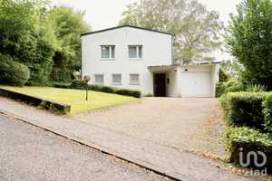 Einzigartiges Einfamilienhaus mit parkähnlichem Grundstück und Pool in Traumlage am Bübinger Berg – Stadtverband Saarbrücken (Kreis) – Vorschaubild 1