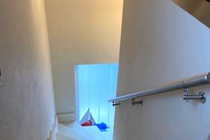 traumhafte Dachstudio-Wohnung mit Einbauküche, in Zweifamilienhaus **befristeter Zeitmietvertrag** – Am Ziegelacker 18, 50374 Erftstadt – Vorschaubild 4