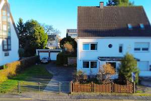 Attraktive Doppelhaushälfte mit großem Garten, Doppelgarage und 5 Zimmern! – Die vollständige Adresse der Immobilie erhältst du vom Anbieter., 51373 Küppersteg, Leverkusen – Vorschaubild 2
