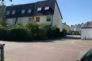 Vielseitiges Reihenendhaus mit Garten in Ludwigshafen-Oggersheim – Ludwigshafen am Rhein – Vorschaubild 3