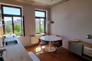Exklusive, modernisierte 1,5-Zimmer-Wohnung mit EBK direkt am Karl-Heine-Kanal! – Merseburger Str. 1, 10422 Leipzig – Vorschaubild 1