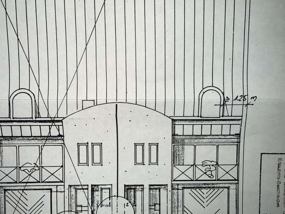 Fassade zur Strasse