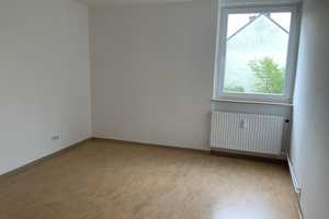 Ideal gelegen! Frankencenternähe und grüne Parkanlagen! – Salzbrunner Str. 14, 90473 Nürnberg – Vorschaubild 8