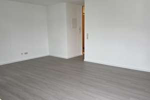 Bezugsfreie 2-Zimmer-Wohnung mit Aufzug und Balkon in Reutlingen Hohbuch – 72762 Reutlingen-Mitte, Reutlingen – Vorschaubild 3