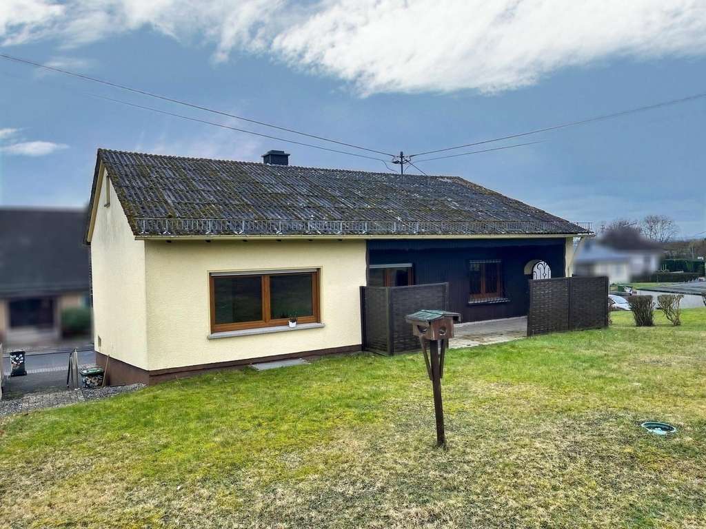 Immobilie in Niederahr - Gepflegter Bungalow in gefragter Ortsrandlage von Niederahr! - Bild 2