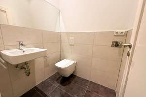 Exklusive 3-Zimmer-Wohnung in Wilmersdorf – bezugsfrei, Balkon, Aufzug, 2 En-suite-Bäder, ruhig – Die vollständige Adresse der Immobilie erhältst du vom Anbieter., 10717 Wilmersdorf, Berlin – Vorschaubild 4