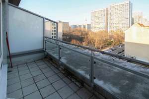 Wohnen über den Dächern Berlins mit Blick auf den Fernsehturm, Concierge Service & TG-Stellplatz – 10117 Mitte (Ortsteil), Berlin – Vorschaubild 10
