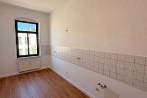 Helle 3-Raum Wohnung mit Tageslicht Bad, Balkon und Carport Stellplatz – Marienberger Straße 16, 9125 Altchemnitz, Chemnitz – Vorschaubild 4