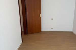 Wohnen mit Charakter: Einladende Wohnung in Stuttgart-Bad Cannstatt – Einsteinstraße 9, 70374 Muckensturm, Stuttgart – Vorschaubild 7