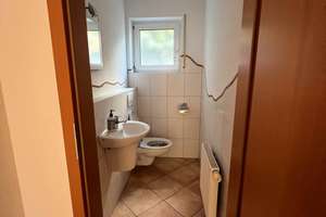 Wunderschöne, großzügige 5,5-ZW / Haus mit Garten, 2 Stellpl., 2 Bädern, Gäste-WC, EBK, bezugsfrei – Aichtalstr. x, 71088 Holzgerlingen – Vorschaubild 14