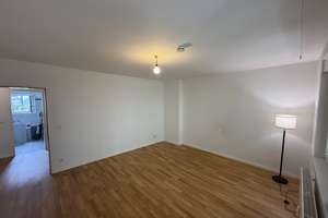 Stilvolle 2-Zimmer-Parkett-Wohnung mit großer Sonnenterrasse in begehrter Lage -provisionsfrei – Wilhelm-Hauff-Straße 6, 65187 Südost, Wiesbaden – Vorschaubild 7