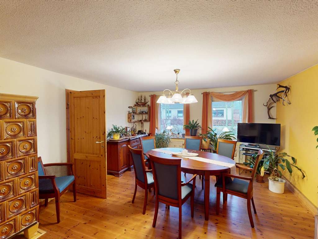 Immobilie in Dierhagen - großzügige Wohneinheit über 2 Etagen mit Kamin und Gartenanteil - Ihr Wohnstandort an der Ostsee - Bild 3