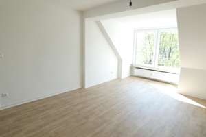 ** Modernisierte 2-Zi-DG-Wohnung in Frohnhausen** – Overrathstr. 12, 45144 Frohnhausen, Essen – Vorschaubild 7