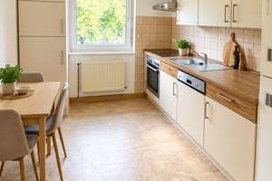 Helle 2 ZKB-ETW in Mannheim-Neckarau.