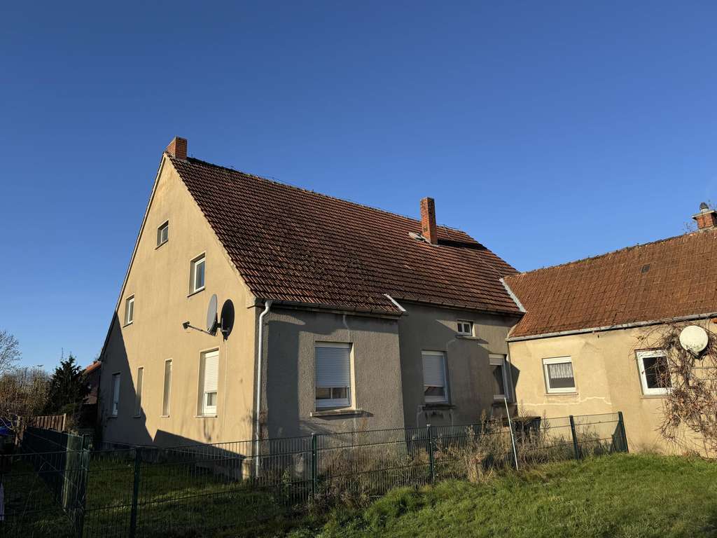 Immobilie in Bünde - Bauernhaus aus 1933 mit Anbau und Potenzial in Bünde-Dünne - Bild 0