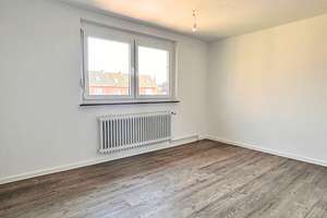 6725 - Ihr neues Zuhause: 5 Zimmer, viel Platz und ein Garten zum Verlieben – Breslauer Straße 23e, 26655 Westerstede – Vorschaubild 6