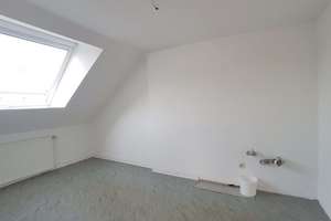 Grosszügige DG-Studio-Wohnung mit Südbalkon – Händelstr. 6, 44805 Harpen/Rosenberg, Bochum – Vorschaubild 5