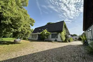 Freistehendes Einfamilienhaus mit parkähnlichem 
Anwesen und Waldgrundstück! – Alb-Donau-Kreis – Vorschaubild 9