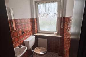 1-2 Familienhaus in Altenbeken-Buke, 8 Zimmer+2 Wohn-Eßküchen+2 Bäder+ Gäste WC+ 2 Garagen+Keller – Hachmannstraße 2, 33184 Paderborn (Kreis) – Vorschaubild 22