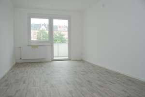 Großzügige 2-Raum-Wohnung mit Balkon – Fürstenstr. 46, 9130 Sonnenberg, Chemnitz – Vorschaubild 1