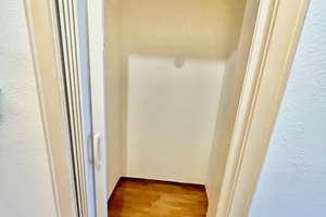 Zentral gelegenes Apartment zur Kapitalanlage im Agnesviertel! – Riehler Str. 7, 50668 Neustadt/Nord, Köln – Vorschaubild 3