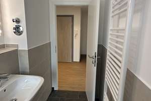 HANNOVER-ZENTRUM: NEU SANIERTE 3-Zimmer-Wohnung im 3.OG mit BALKON, NÄHE AEGI+MASCHSEE – Senior-Blumenberg-Gang 2, 30159 Mitte (Ortsteil), Hannover – Vorschaubild 20