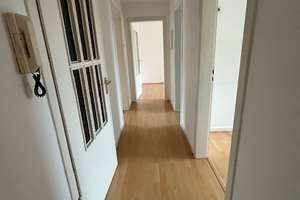 Dachgeschosswohnung , Wohnen im Ruhigem Umfeld in MG 41236 – Bruckner Allee 156, 41236 Grenzland-Stadion, Mönchengladbach – Vorschaubild 3
